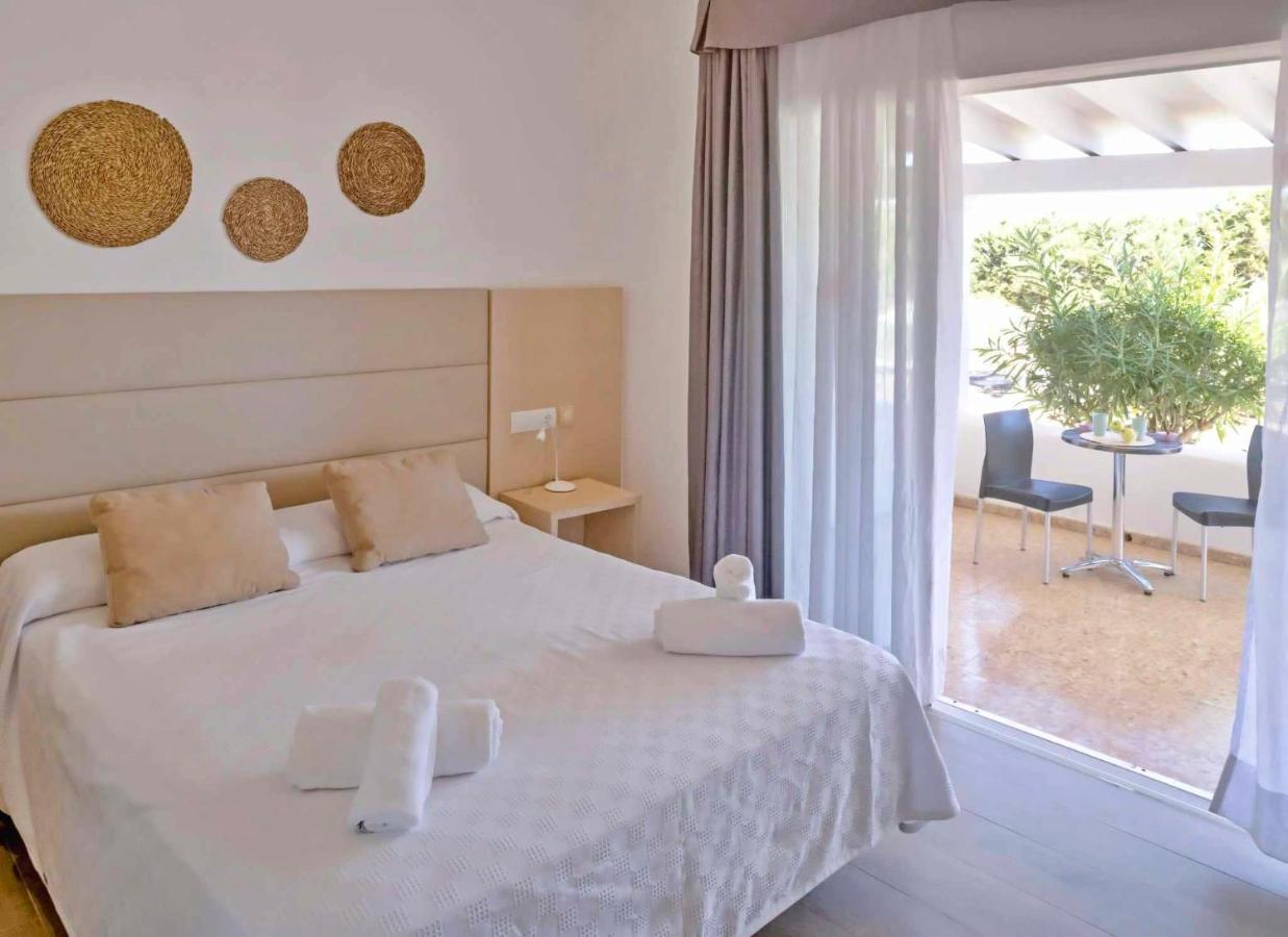 Roquetes Bungalows - Formentera Break Es Pujols Exterior foto